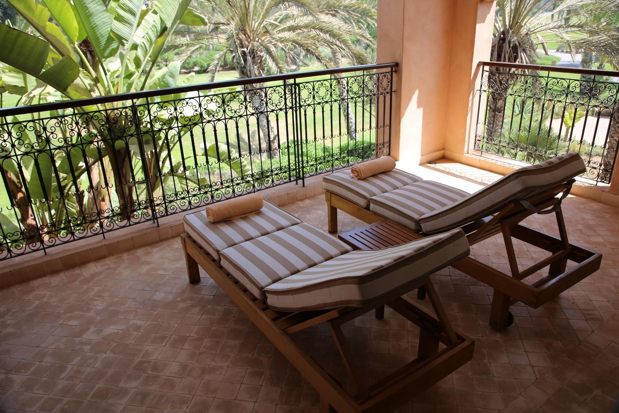 Tikida Golf Palace Агадир Экстерьер фото A balcony at the resort